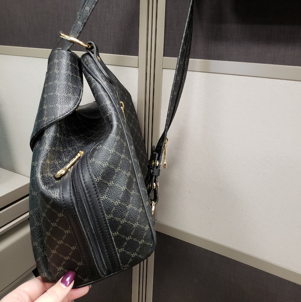 Purse/backpack purse